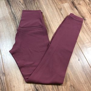 Align Pant 7/8 in So Merlot